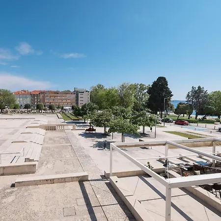 Tinel Superior Πανσιόν