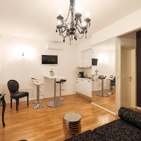 Πανσιόν Tinel Superior 4*