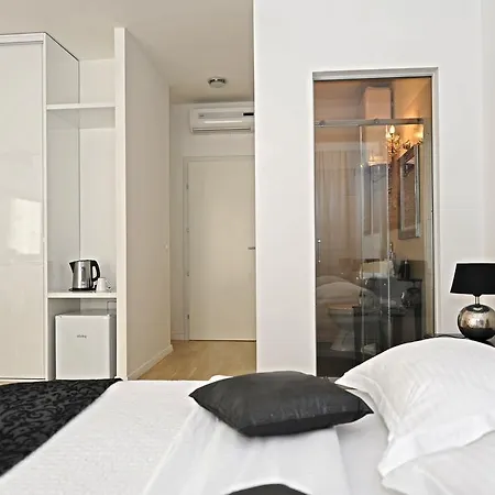 Tinel Superior 4*