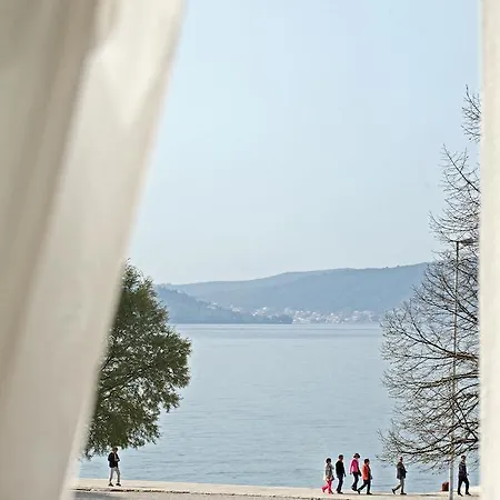 Πανσιόν Tinel Superior