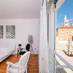 Tinel Superior بيت ضيافة 4*
