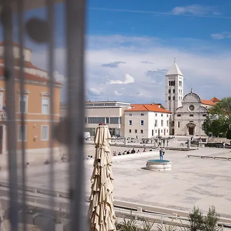 Tinel Superior بيت ضيافة