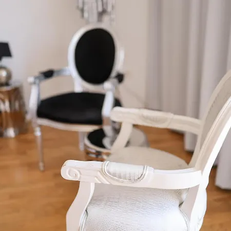 بيت ضيافة Tinel Superior زادار